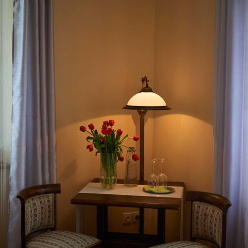 Komfort Pokoj se sprchou s manželskou postelí