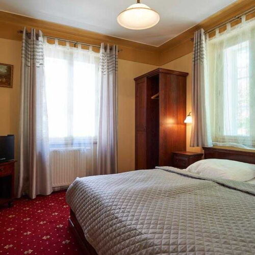 Superior Pokoj se sprchou s manželskou postelí