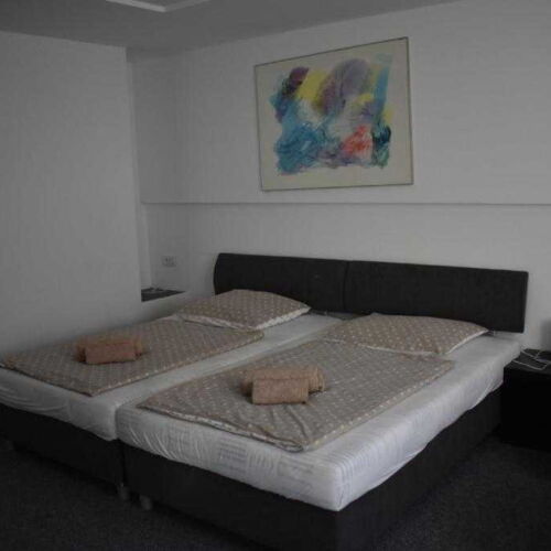 Standard Pokoj se sprchou pro 2 os.