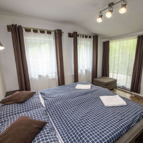 Pokoj se sprchou  pro 4 os. (s možností přistýlky)