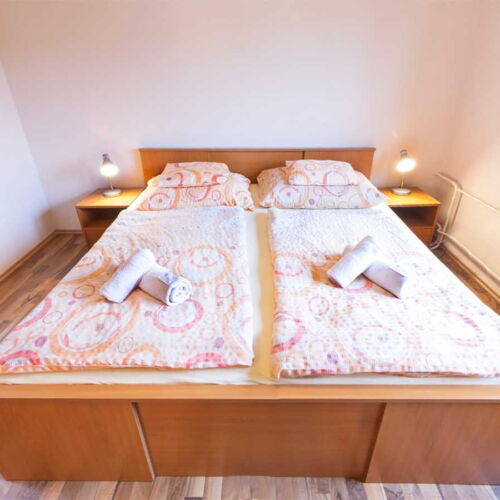 Rodinný Apartman se sprchou pro 6 os. se 2 ložnicemi