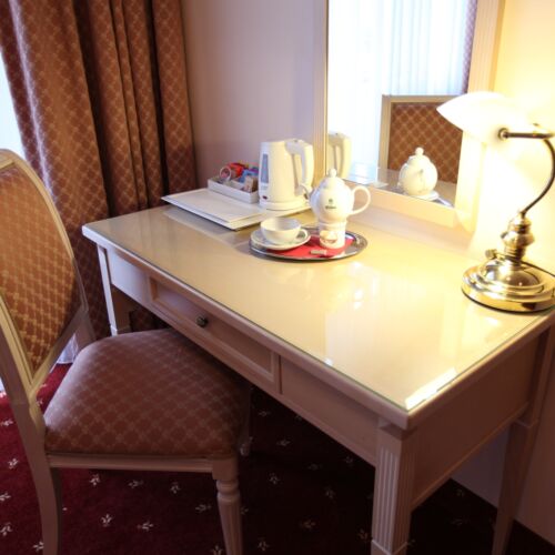 Lux Balcony Single Room