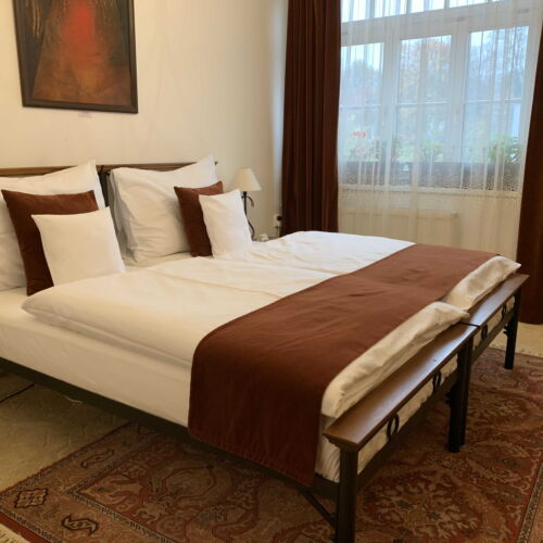 Camera tripla (se poate solicita pat suplimentar)