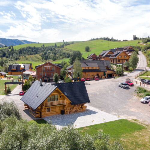 Izba so sprchou s vlastnou kuchyňou pre 6 os. (s možnosťou prístelky)