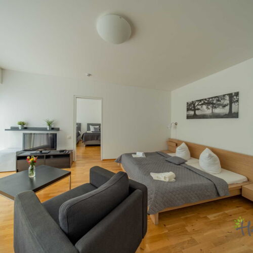 Balcony Quadruple Room with Bathtub (extra bed available)