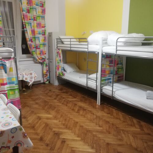 Pokój 8-osobowy na parterze Standard
