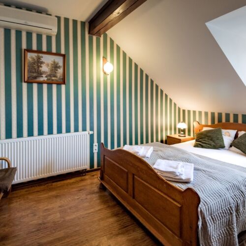 Pokój 2-osobowy na piętrze