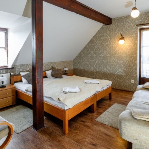 Pokój 2-osobowy na piętrze z widokiem na miasto