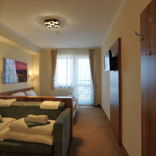 Pokój 4-osobowy Przyjazny podróżom rodzinnym z balkonem