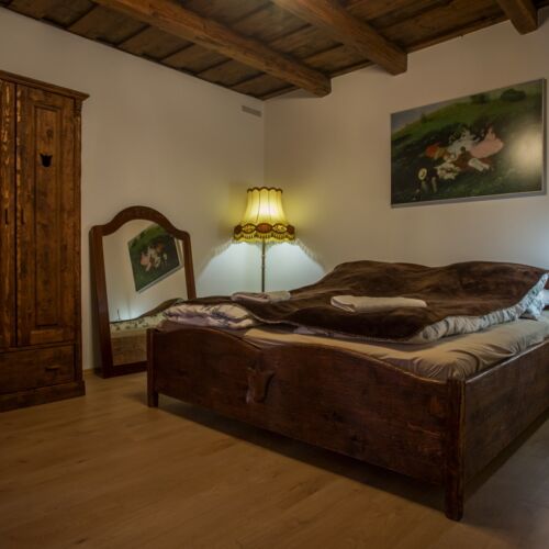 Garden View Whole House Apartment for 4 Persons