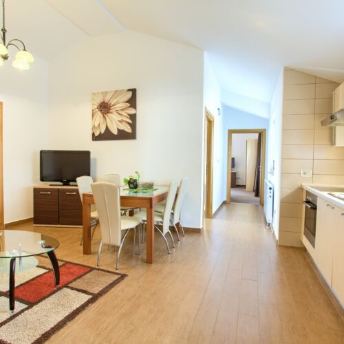 Deluxe Garden View 2-Room Apartment for 5 Persons