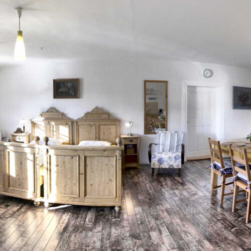 Apartman se sprchou s vlastní kuchyňkou pro 4 os. s 1 ložnicí (s možností přistýlky)