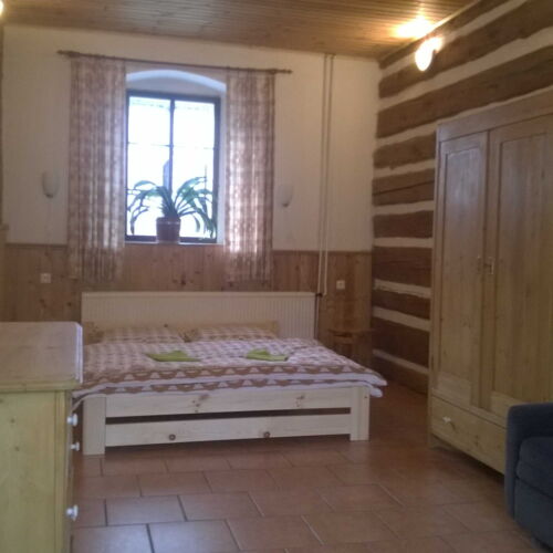 Apartman se sprchou s vlastní kuchyňkou pro 3 os. s 1 ložnicí