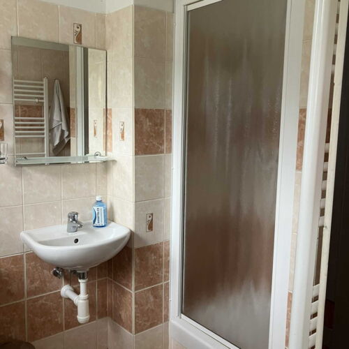 Triple Room with Shower
