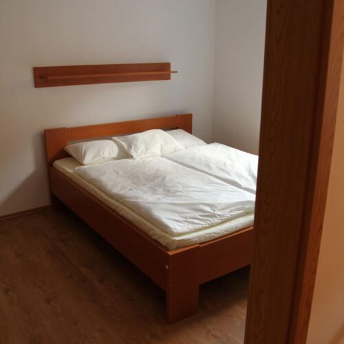 Pokoj se sprchou  pro 4 os.