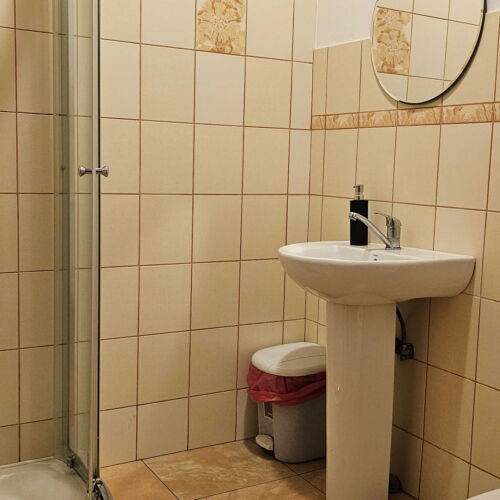 Lux Triple Room ensuite