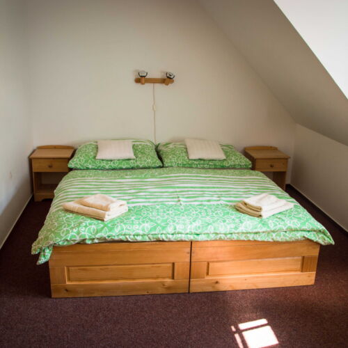 Pokoj se sprchou  pro 2 os. (s možností přistýlky)