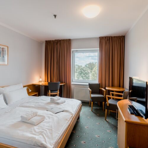 Twin Room with Shower
