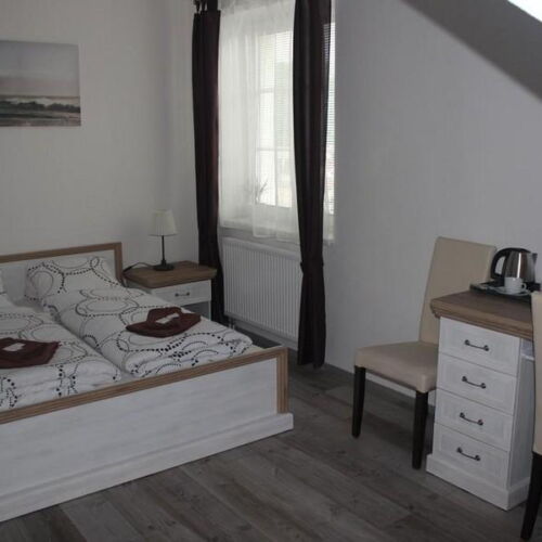 Twin Pokoj se sprchou pro 2 os.