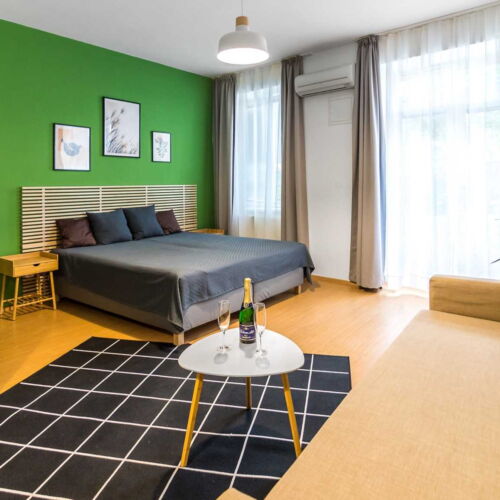 Garden View Triple Room (extra beds available)