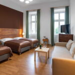 Vierbettzimmer mit Klimaanlage (Zusatzbett möglich)
