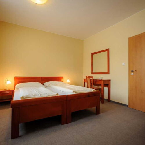 Pokoj se sprchou  pro 2 os. (s možností přistýlky)