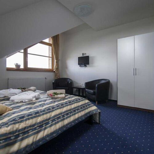 Exclusive Pokoj s manželskou postelí s výhled na golfové hřiště (s možností přistýlky)