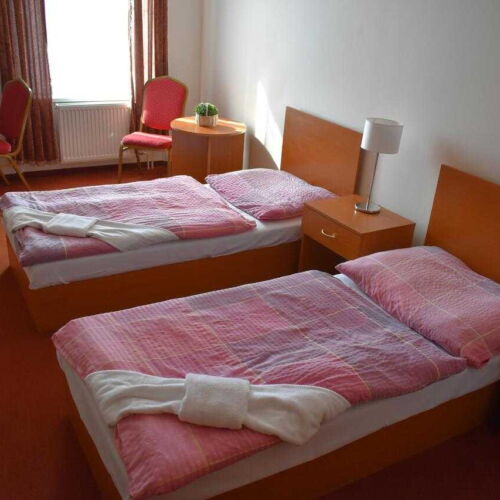 Standard Pokoj se sprchou pro 2 os.