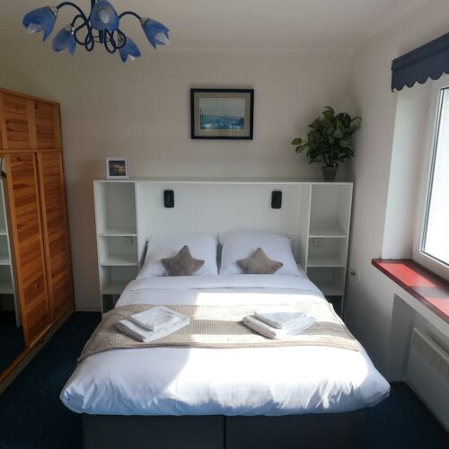 Apartman se sprchou s vlastní kuchyňkou pro 4 os. se 2 ložnicemi