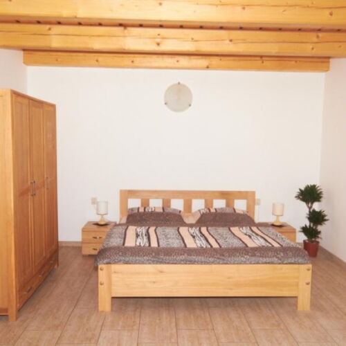 Pokoj se sprchou s vlastní kuchyňkou pro 2 os.