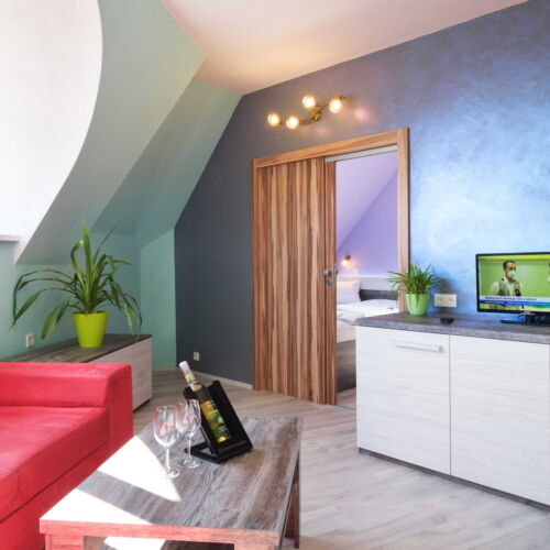 1-Zimmer-Apartment für 5 Personen mit Balkon und Dusche (Zusatzbett möglich)