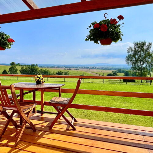 Apartament cu terasă cu panoramă cu 1 camera pentru 4 pers.