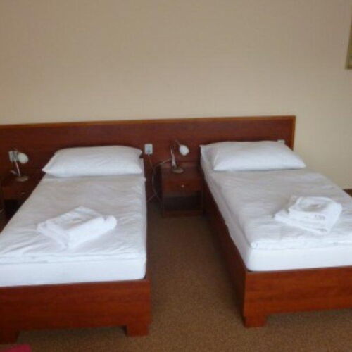 Pokoj se sprchou  pro 2 os.