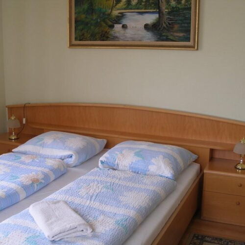 Apartman se sprchou s vlastní kuchyňkou pro 5 os. se 2 ložnicemi