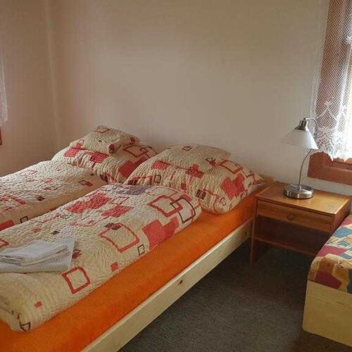 Pokoj s koupelnou  pro 5 os. (s možností přistýlky)