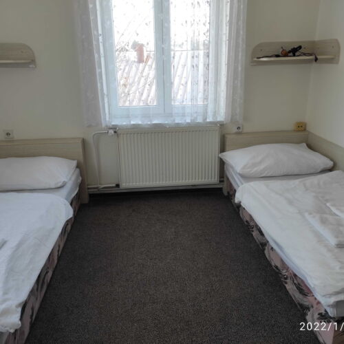 Apartman se sprchou s vlastní kuchyňkou pro 4 os.