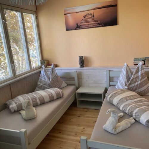 Apartament cu duș cu chicinetă proprie pentru 2 pers. (se poate solicita pat suplimentar)