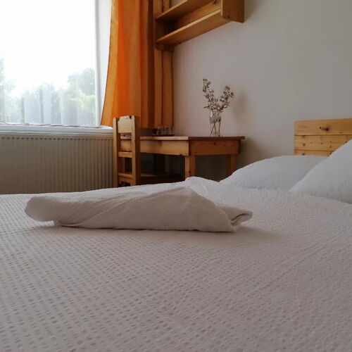 5 Person Room with Shower