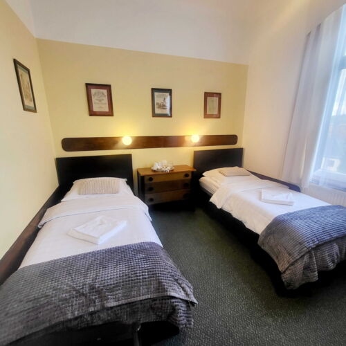 Pokoj se sprchou s vlastní kuchyňkou pro 3 os.