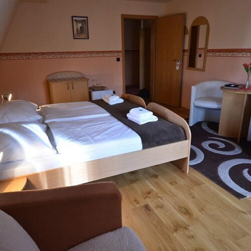 Pokoj s terasou  pro 2 os. (s možností přistýlky)