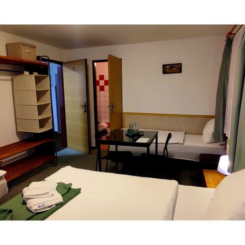 Quadruple Room with Shower