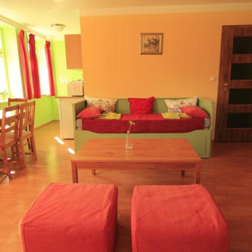 Apartman se sprchou s vlastní kuchyňkou pro 4 os. (s možností přistýlky)