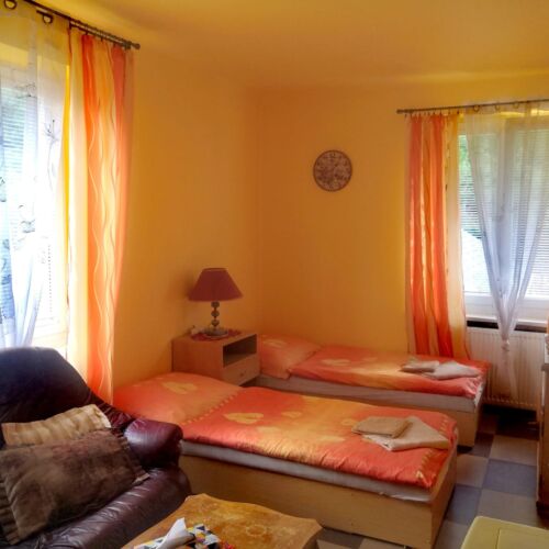 Pokój 2-osobowy na parterze z łazienką