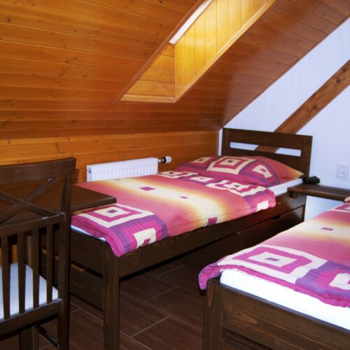 2-Zimmer-Apartment für 4 Personen mit Dusche und Eigner Küche