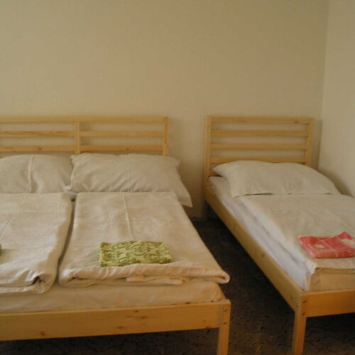 Chalupa (jako celek) se sprchou s vlastní kuchyňkou pro 11 os.