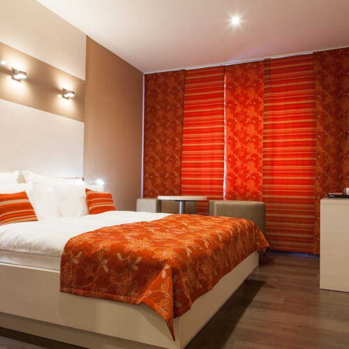 Superior Pokoj se sprchou s manželskou postelí