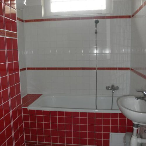 Studio Apartman s koupelnou s manželskou postelí s 1 ložnicí