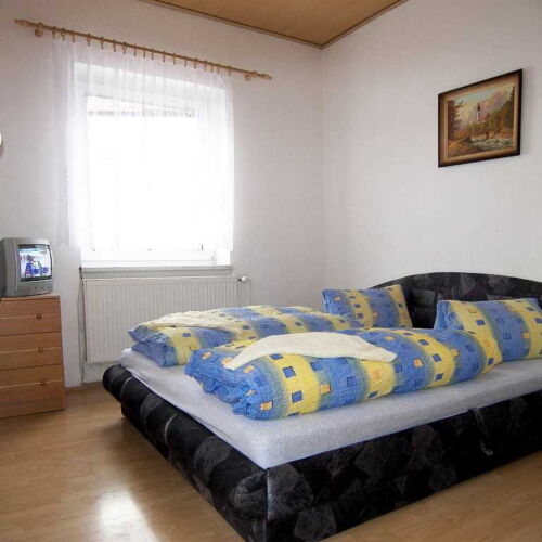 Pokój 2-osobowy z prysznicem (możliwa dostawka)