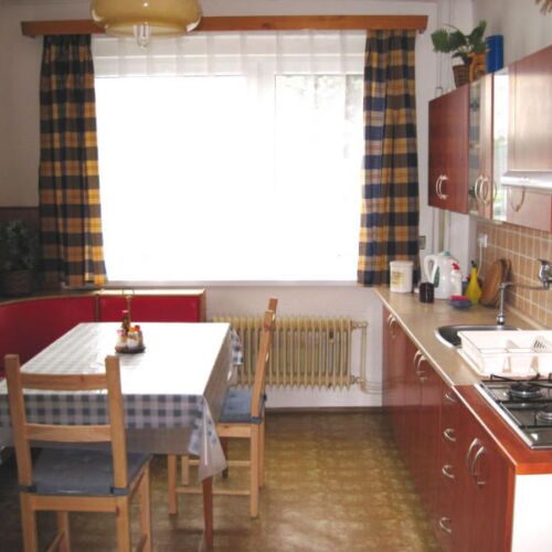 Apartment for 8 Persons with Shower and Shared Kitchenette
