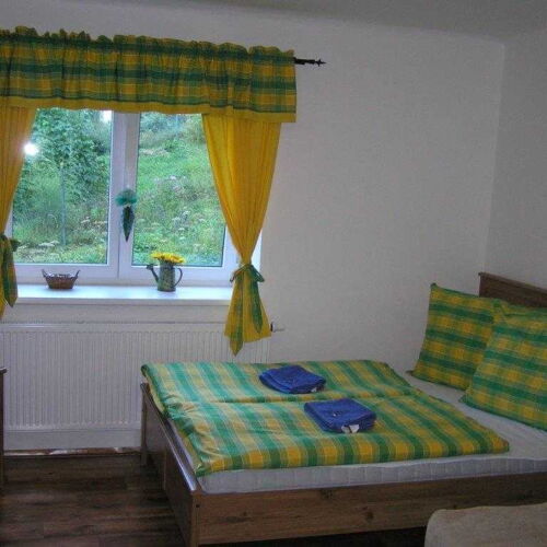 Pokoj se sprchou  pro 4 os. (s možností přistýlky)